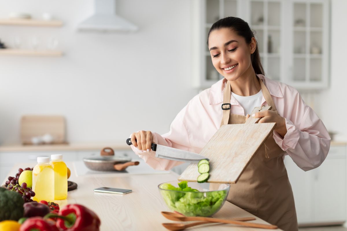 8 Worst Foods for Your Immune System (and What to Eat Instead) 1 How Does Diet Affect Your Immune System