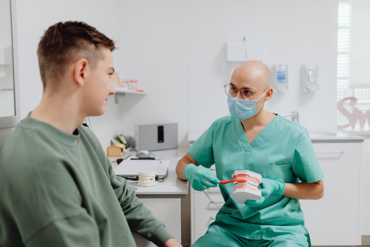 Tongue Cancer Symptoms: Early Signs, Causes, Treatment and When to Get Checked 2 How is tongue cancer diagnosed