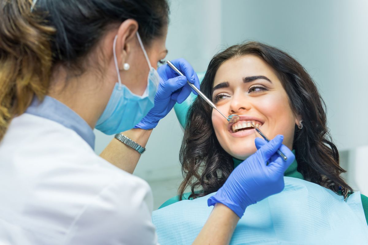 Emergency Walk-In Dentist in London: When to Go, What It Costs and Your NHS Options 1 What is an emergency walk in dentist