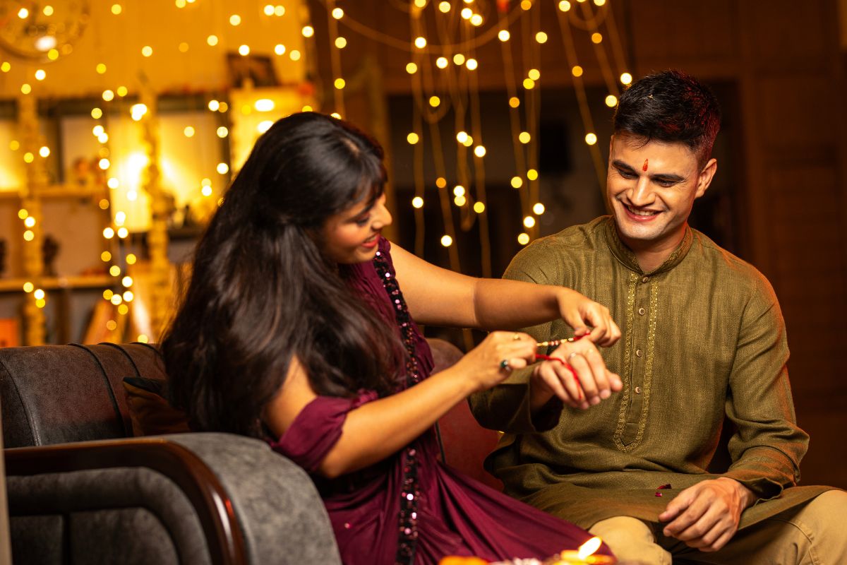 Rakhi Gift Ideas: 15 Thoughtful Presents for Your Brother or Sister 1 What is Raksha Bandhan and why do siblings exchange gifts